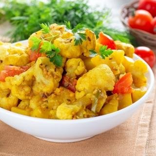 Blumenkohlfrischkost mit Currygewürz