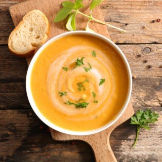 Apfel-Sellerie-Suppe