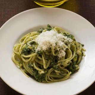 Bärlauch-Linguine mit Kohlrabi