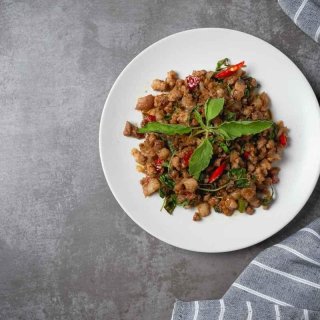 Bunte Mangold-Hackfleisch-Pfanne