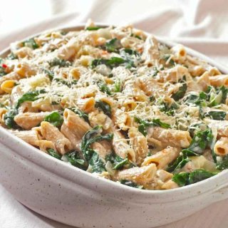 Nudel-Spinat-Auflauf mit Tofu