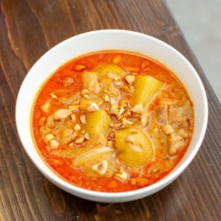 Spitzkohl-Curry