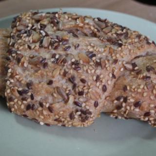 Dinkel-Körner-Croissant Vollkorn