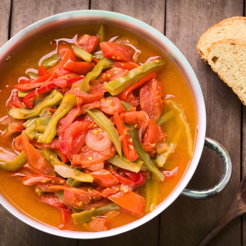 Balkan-Lecso mit Filetstreifen