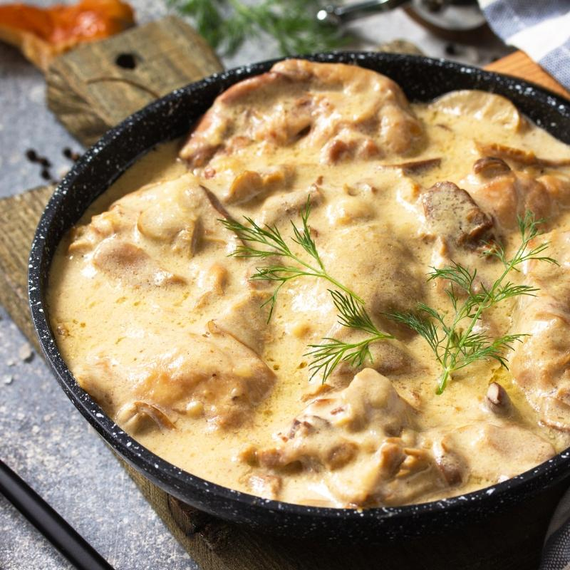 Mandelküchlein an Pilzsauce (Kräuterseitlinge)