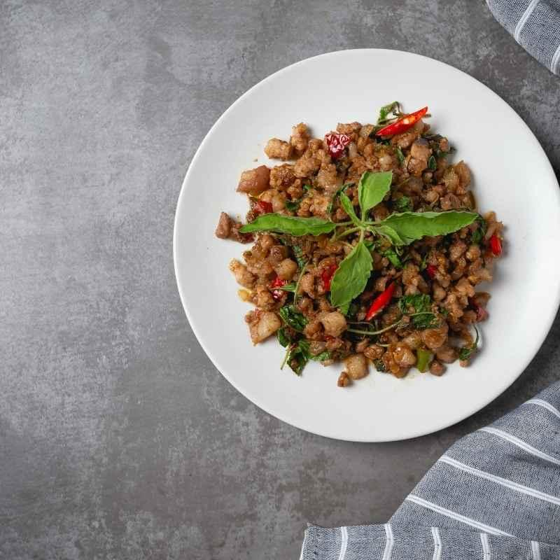 Bunte Mangold-Hackfleisch-Pfanne