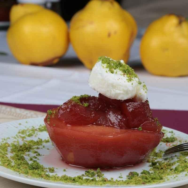 Quittendessert nach Freiburger Herrenart