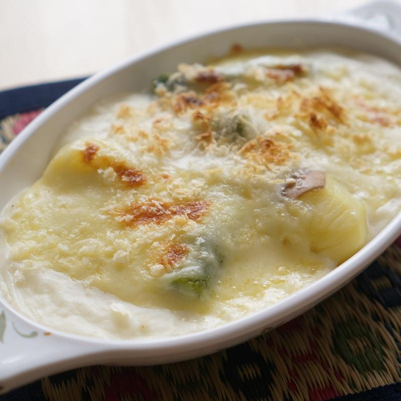 Spargelgratin mit Käseschaum