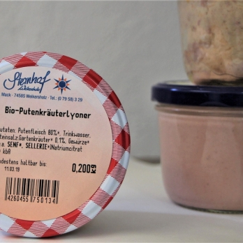 Putenkräuterlyoner im Glas